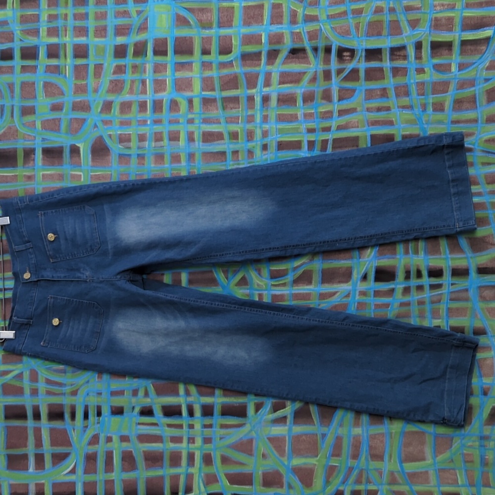 Patch pocket front wide leg jeans with stretch size medium